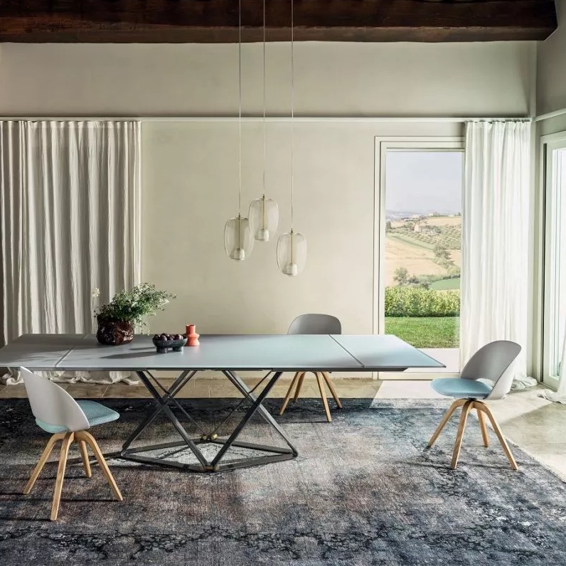 Delta Dining Table